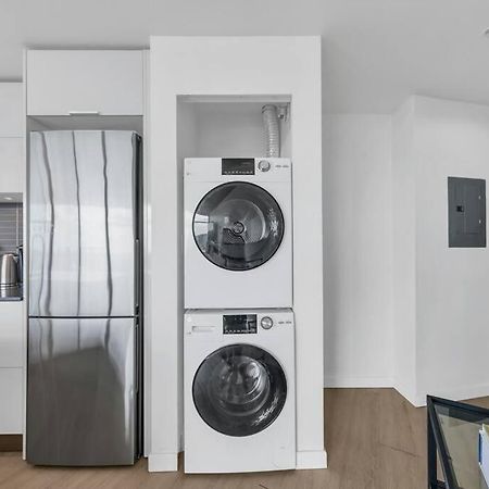 Skyview, 40Th Floor! 2Br Condo In Downtown Vancouver Luaran gambar