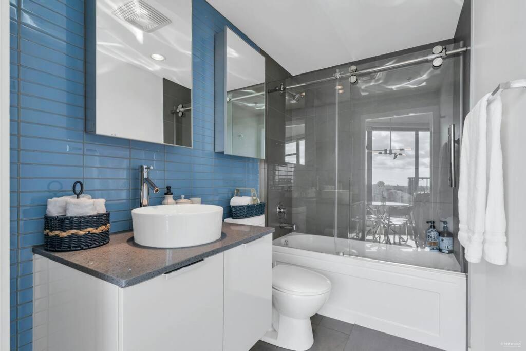 Skyview, 40Th Floor! 2Br Condo In Downtown Vancouver Luaran gambar