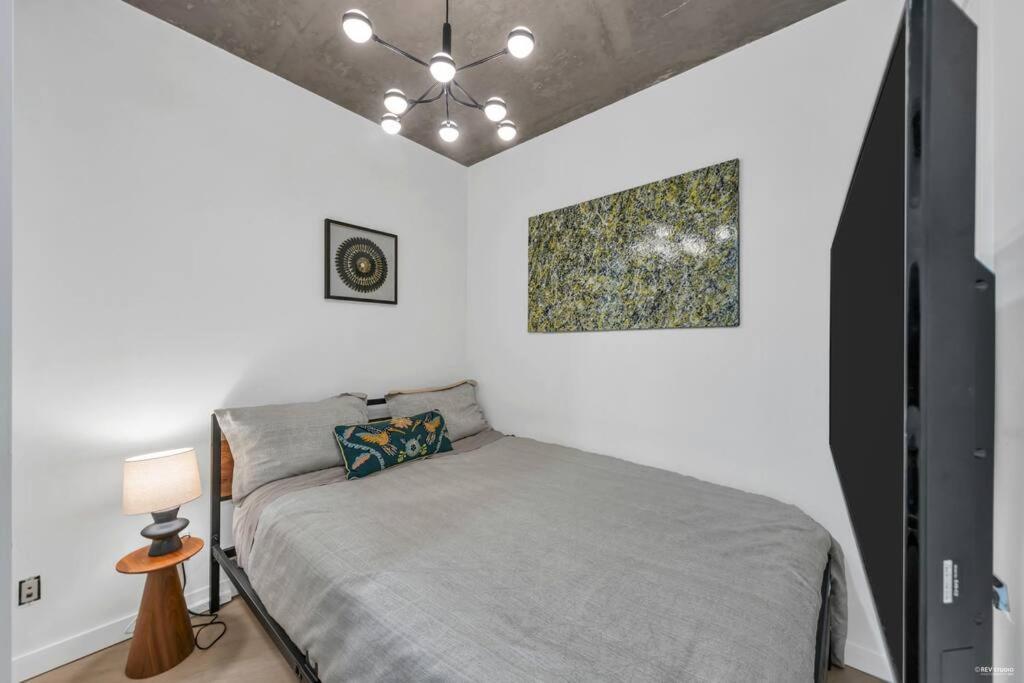 Skyview, 40Th Floor! 2Br Condo In Downtown Vancouver Luaran gambar
